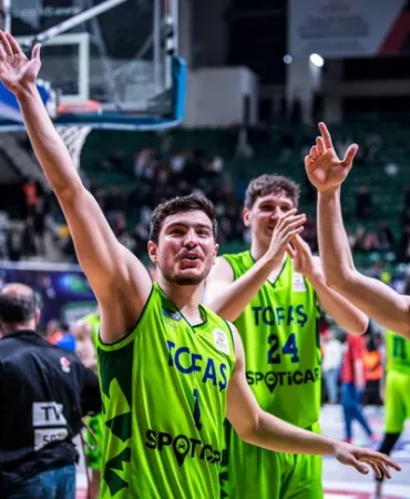 tofas-sezonu-petkimspor-maciyla-kapatiyor-1778275635-333_large