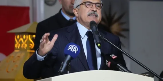 Yayman: Haddini bil Özgür Özel!